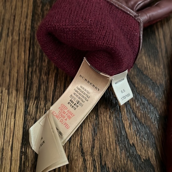 Burberry leather and cashmere gloves - burgundy - Picture 4 of 4